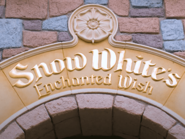 Snow White’s Enchanted Wish (30 Avril&nbsp;2021)