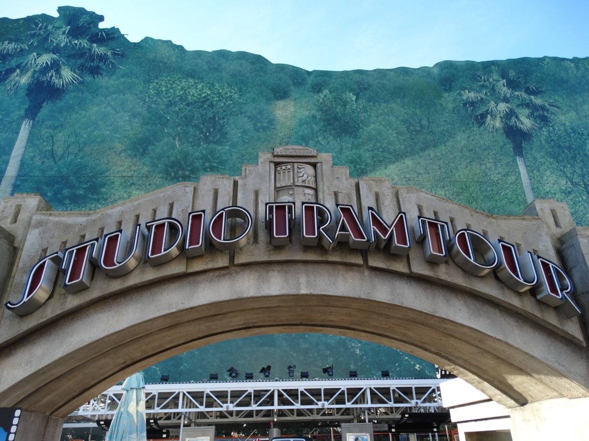 Studio Tram Tour: Behind the Magic : les coulisses en&nbsp;lumière